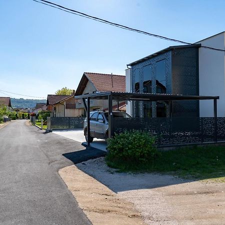 Hazam Apartmani Sanski Most Zewnętrze zdjęcie